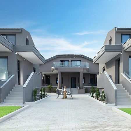 Mykoniatika Villas Nea Kallikrateia Exterior foto