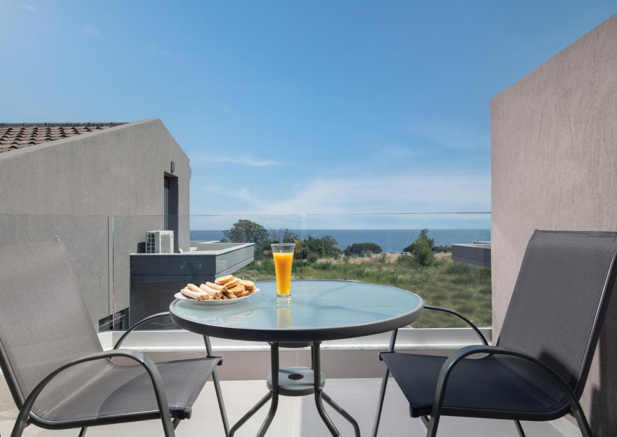 Mykoniatika Villas Nea Kallikrateia Exterior foto
